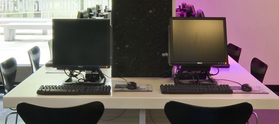 Computers in the University main library